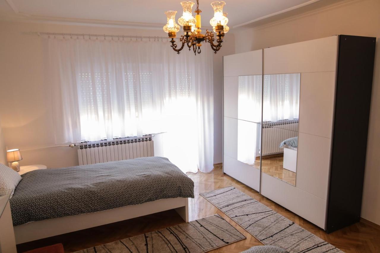 Apartamento Apartman Kaya Ðakovo Exterior foto